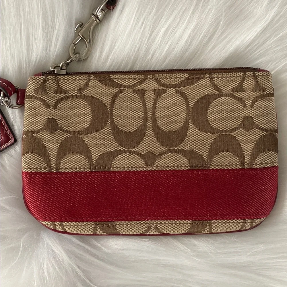 EUC Coach Red and Tan Wristlet with the iconic”C” Signature Monogram - Picture 2 of 10